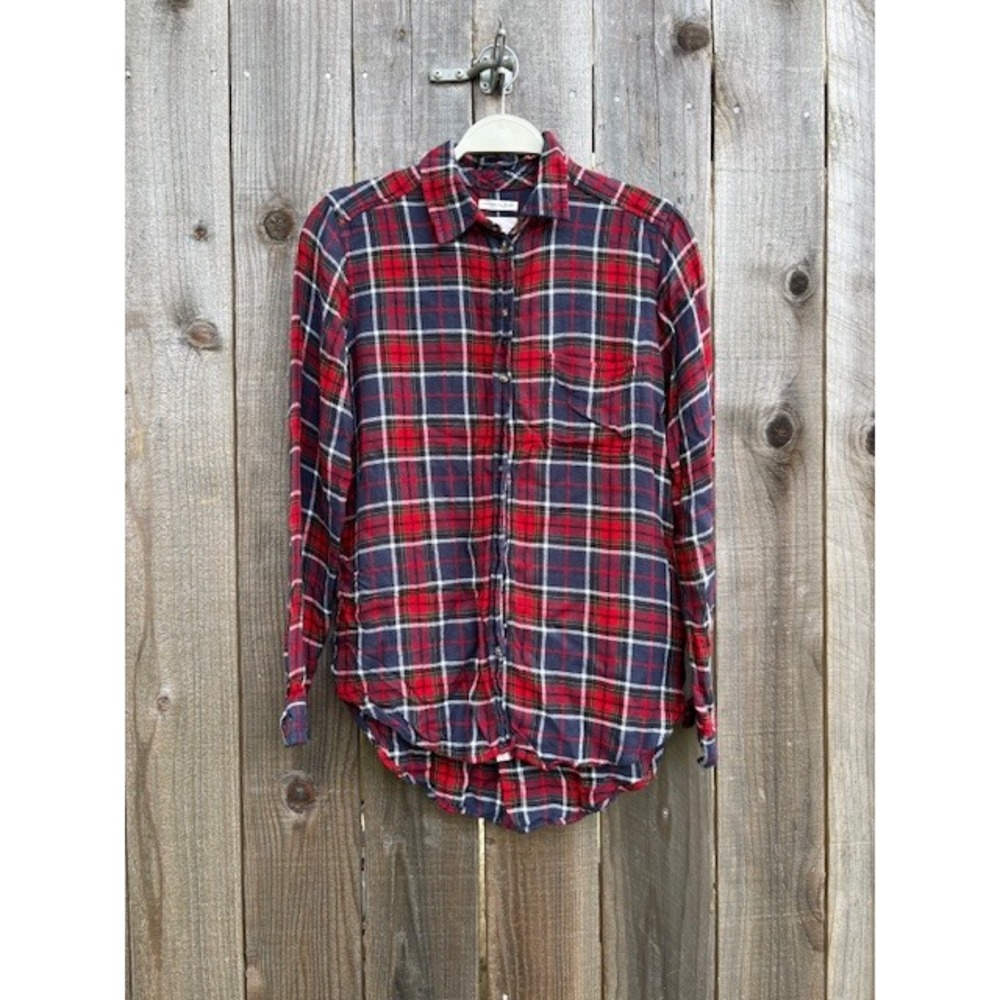 American Eagle Outfitters Red Navy Blue Plaid Boyfriend Fit Flannel‎ Shirt Small